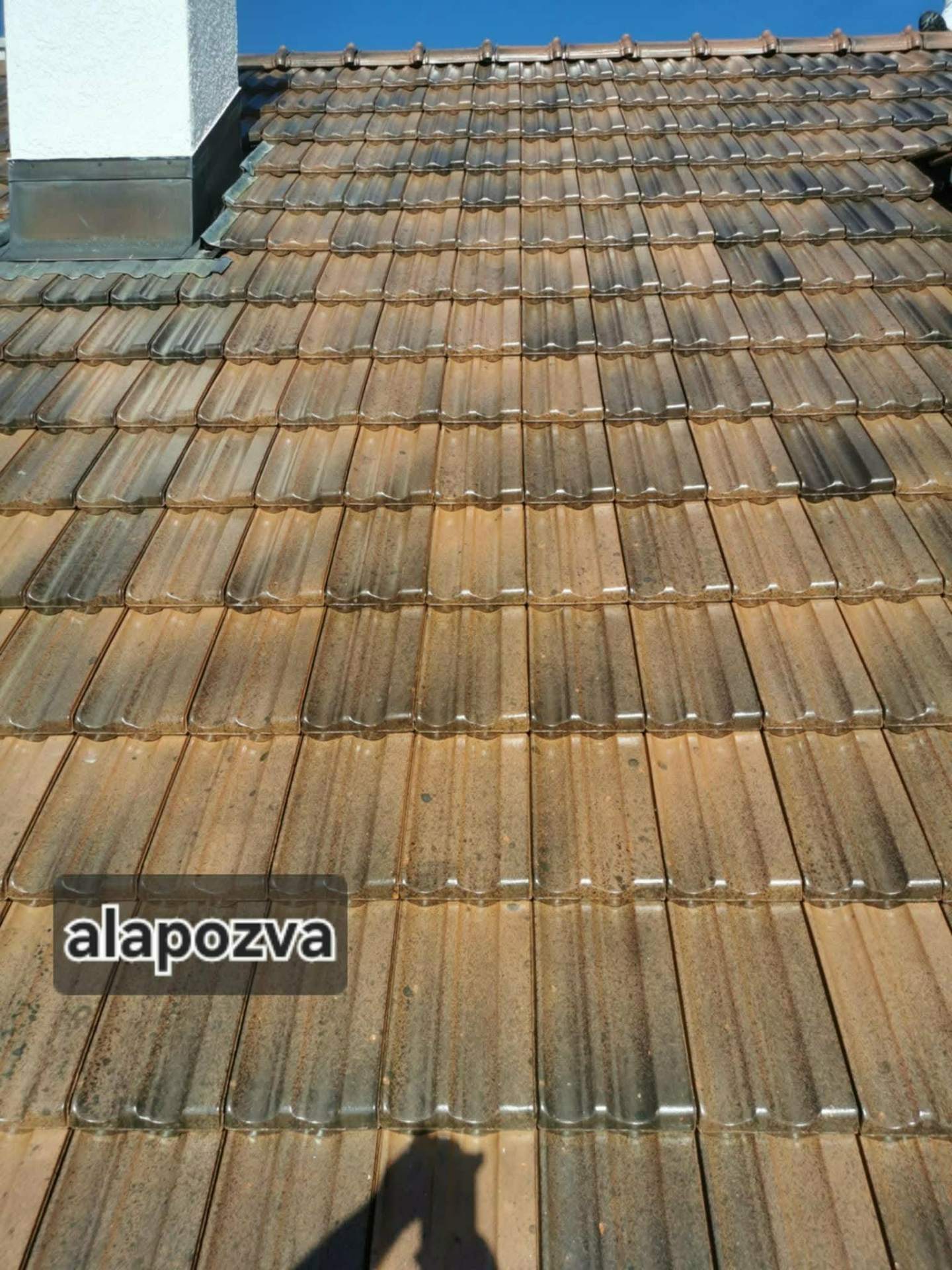 Alapozott tető